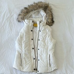 vest is in perfect condition! low price!